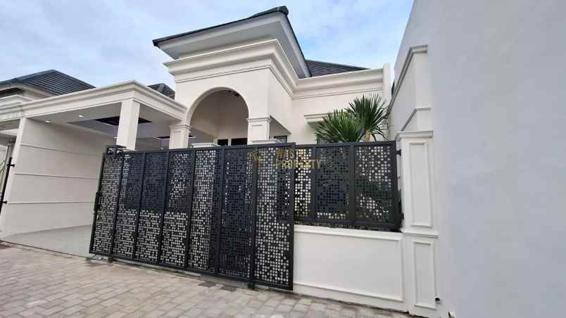 rumah classic di purwomartani kalasan shm terbaik