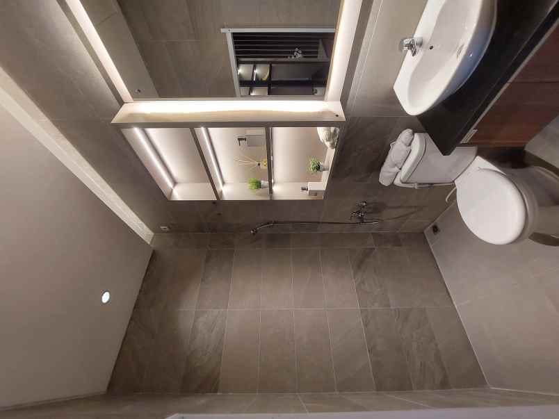 rumah cluster 2 lantai dekat mall