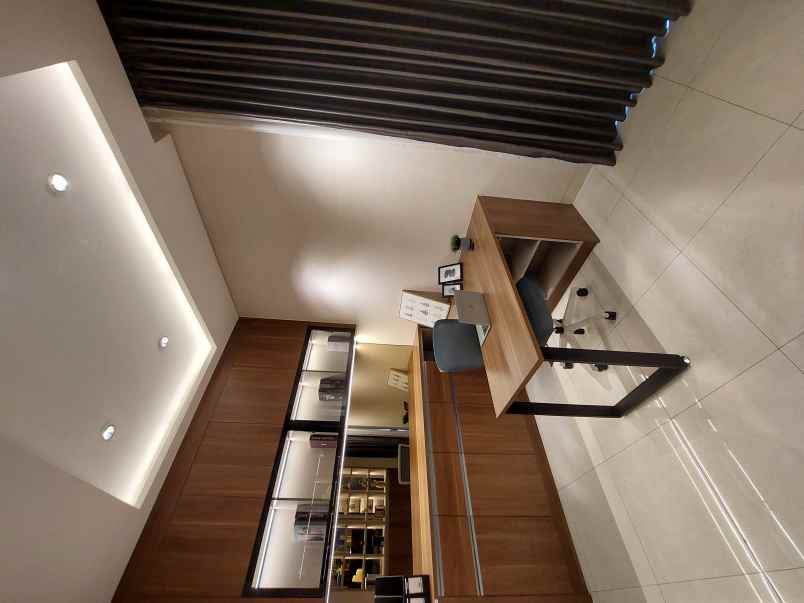 rumah cluster 2 lantai dekat mall