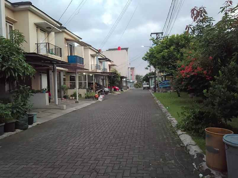 rumah cluster 2 lantai siap huni one get di magaasih