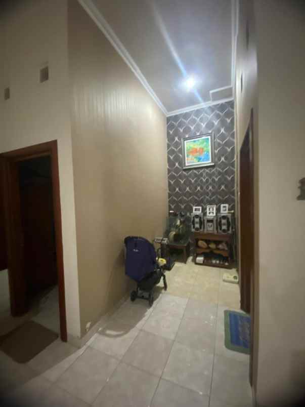 rumah dalam perum godean full furnish