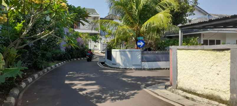 rumah dekat kampus stan bintaro