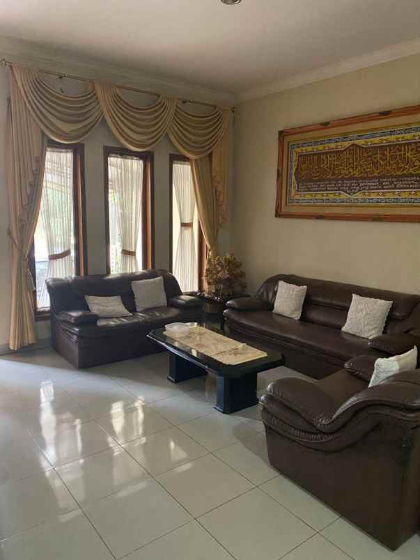 rumah dekat tol pasteur sarijadi dan gunung batu