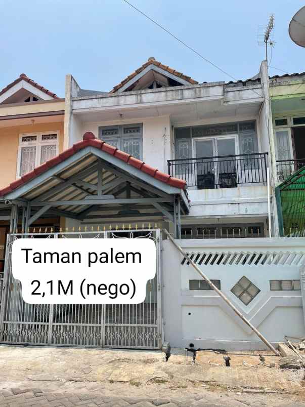 rumah di taman palem lestari