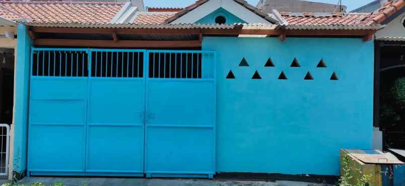 rumah disewakan babatan pratama surabaya barat