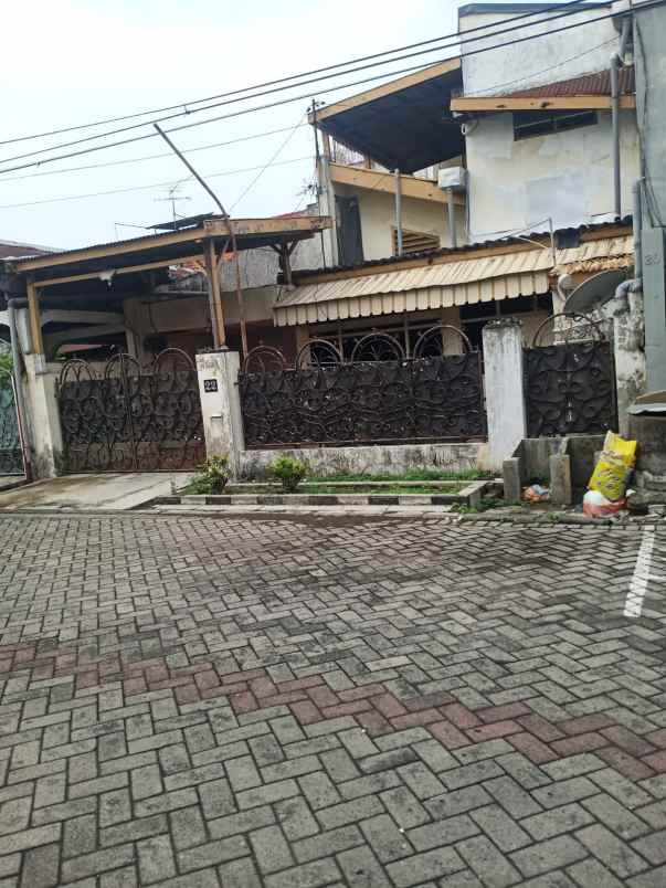 rumah dukuh kupang 2 lantai siap huni lebar 9meter