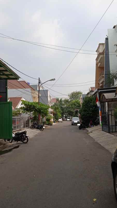 rumah gading elok kelapa gading