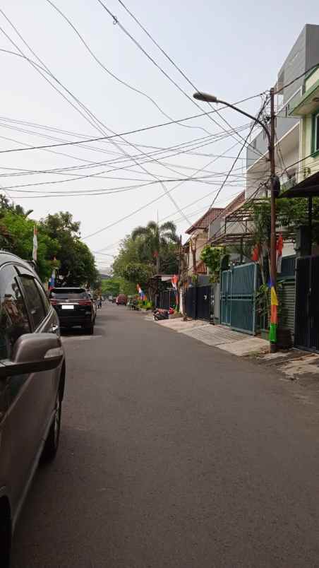 rumah gading elok kelapa gading