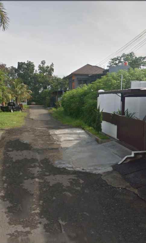 rumah gaya american classic di arcamanik bandung