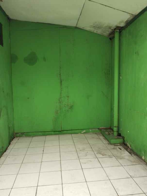 rumah hook strategis wisma asri