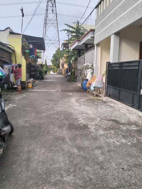 rumah hook strategis wisma asri