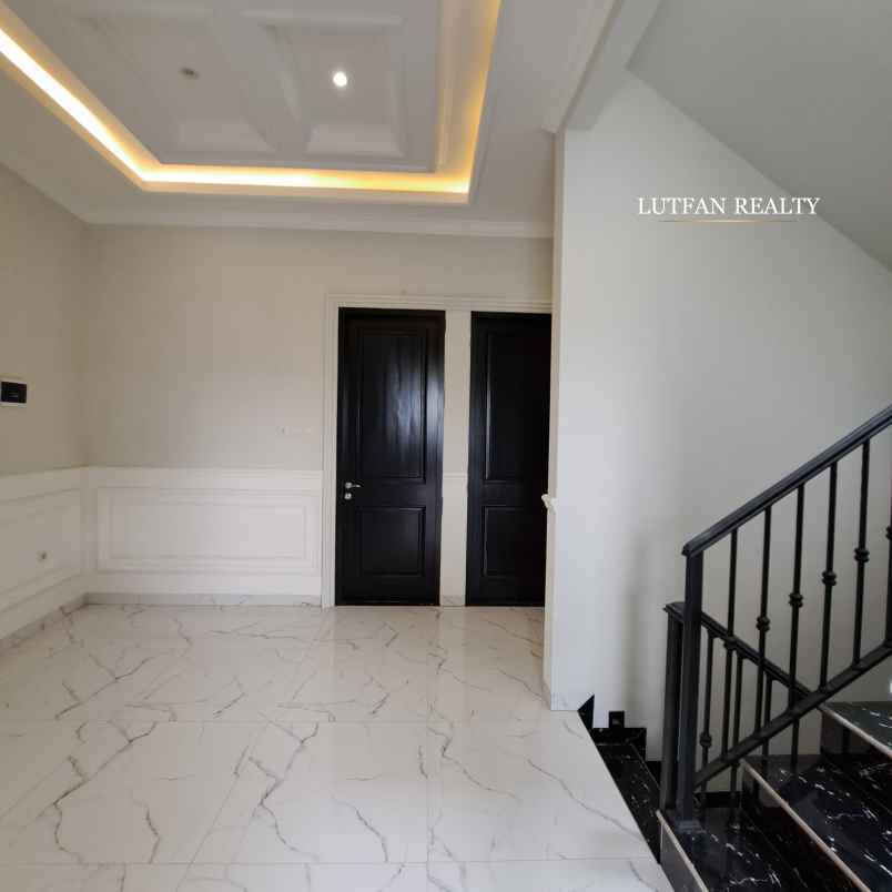 rumah jagakarsa american classic dalam cluster