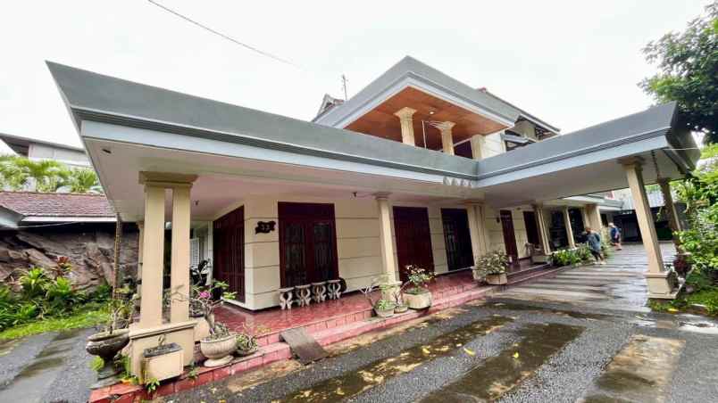 rumah jalan dr cipto malang dekat kampus unbra araya