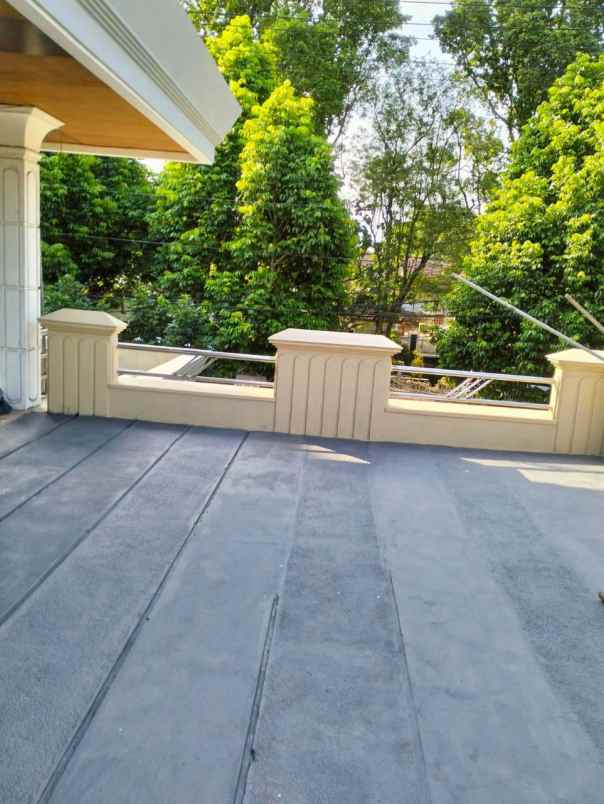 rumah jalan dr cipto malang dekat kampus unbra araya