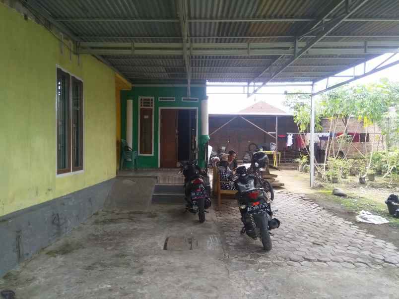 rumah jl jend sidomulyo gg