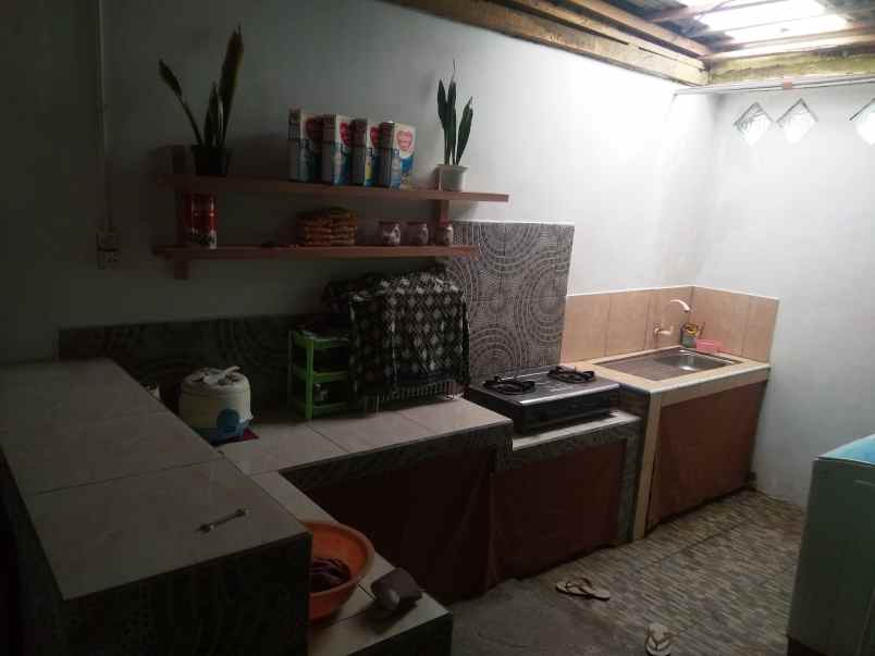 rumah jl jend sidomulyo gg