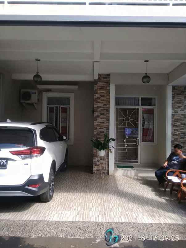 rumah jl raya ciracas jakarta timur