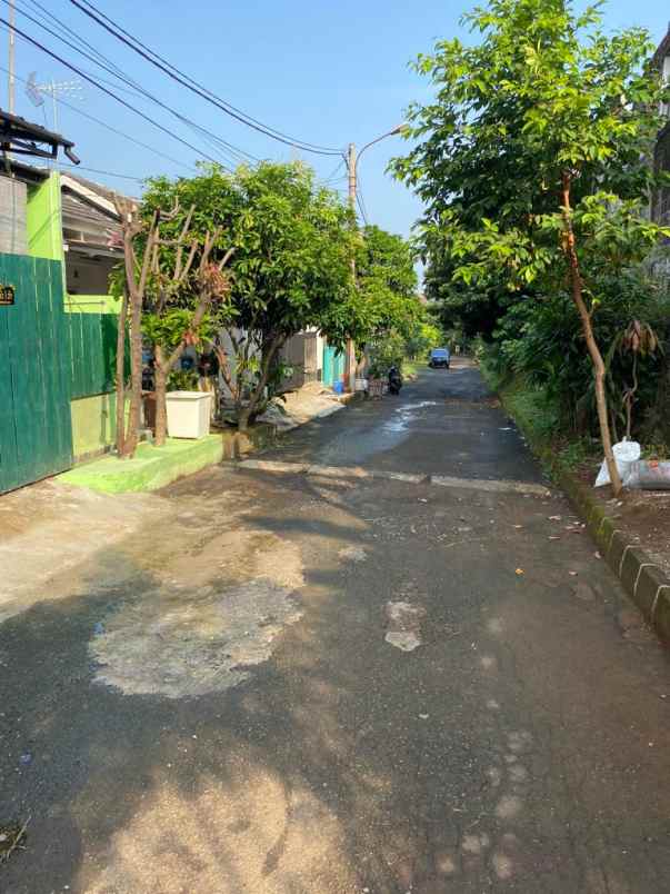 rumah komplek dekat stasiun cilebut