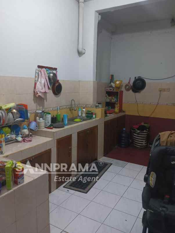 rumah luas di juanda komplek pelni depok rn tami