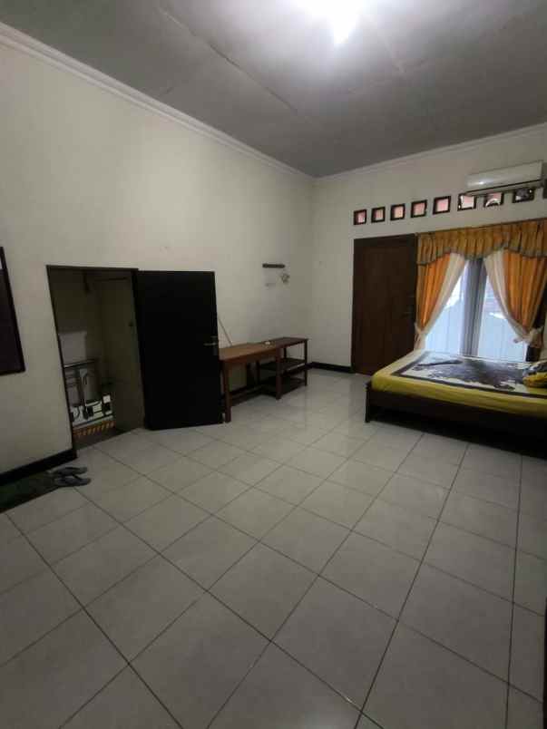 rumah manyaran semarang barat