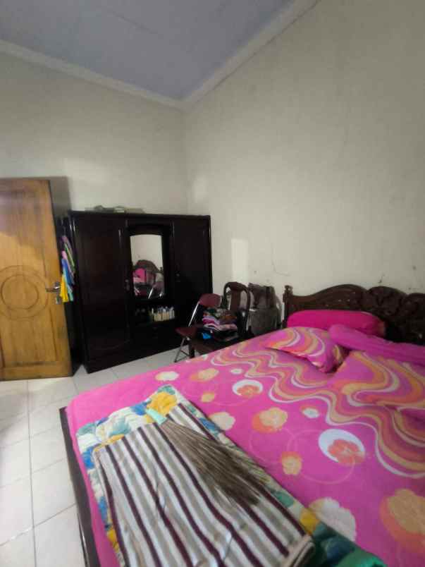 rumah manyaran semarang barat