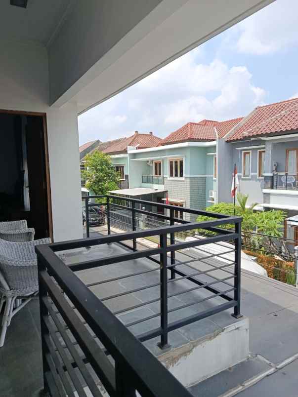 rumah mewah 2 lantai dekat terminal jombor sleman