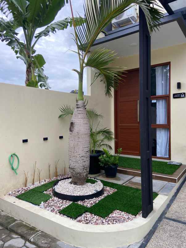 rumah mewah 2 lantai di purwomartani sleman