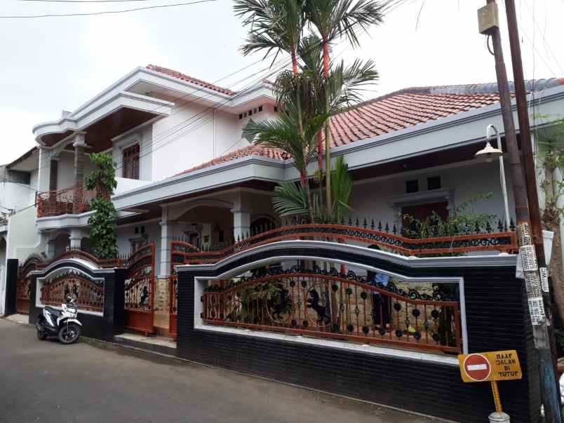 rumah mewah 2 lantai riung bandung