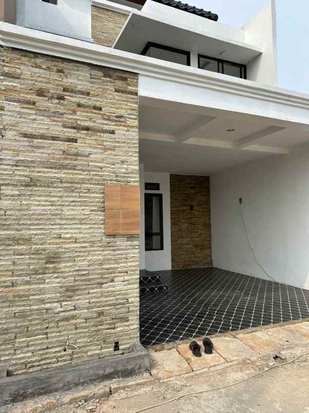 rumah mewah murah 2 lt shm strategis di cibinong bogor