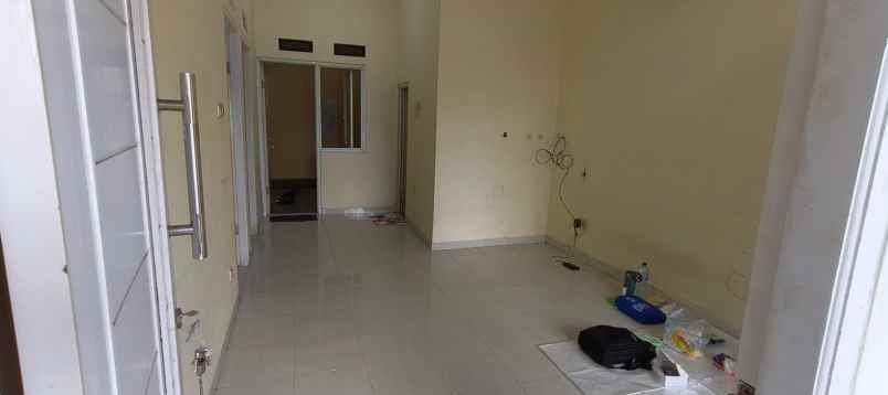 rumah minimalis dalam mini cluster di mampang depok