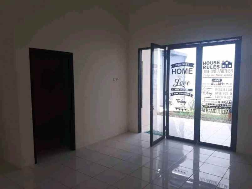 rumah ready siap huni cemara banyumanik semarang