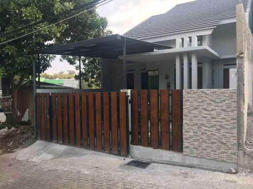 rumah ready siap huni cemara banyumanik semarang
