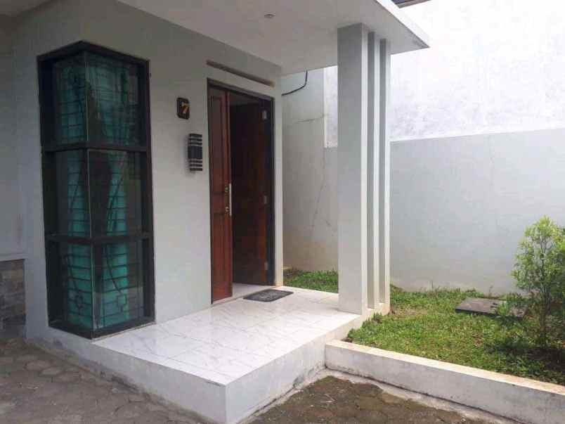 rumah ready siap huni cemara banyumanik semarang