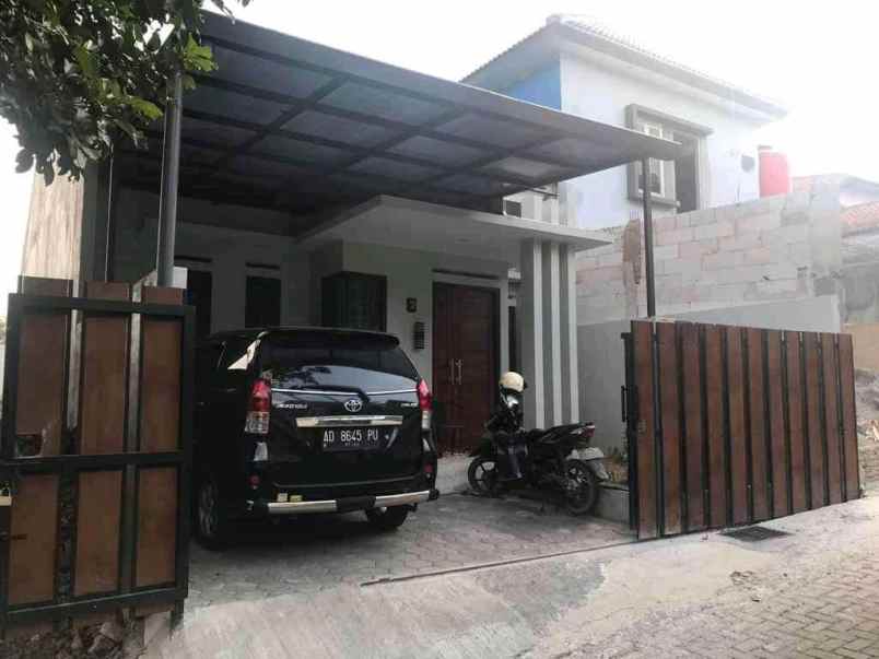 rumah ready siap huni cemara banyumanik semarang