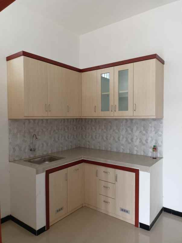 rumah ready stok di dau malang promo free kitchen set