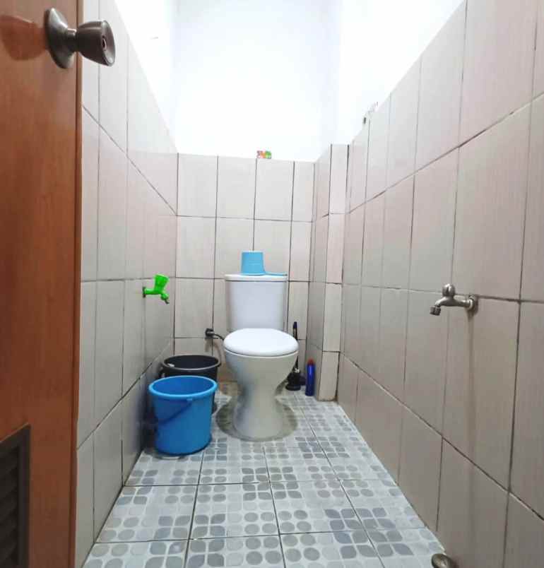 rumah second perabot lengkap di kelapa dua depok