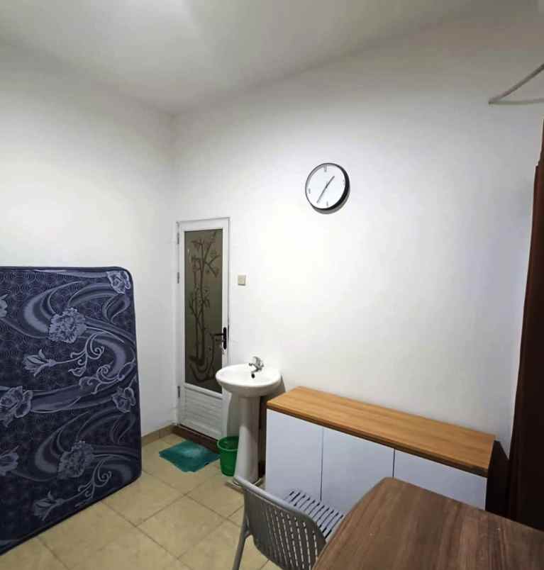 rumah second perabot lengkap di kelapa dua depok