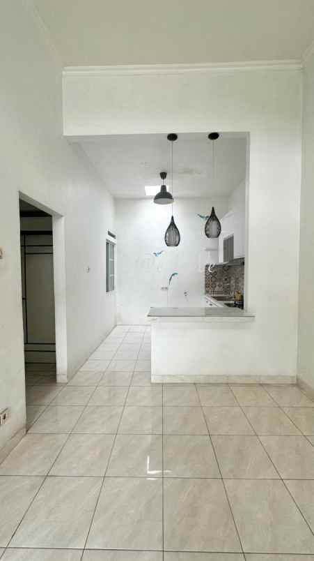 rumah second terawat di area bintaro tangsel