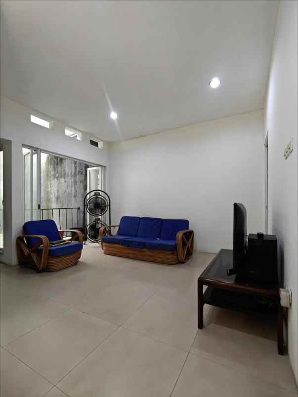 rumah secondary siap huni di duren sawit