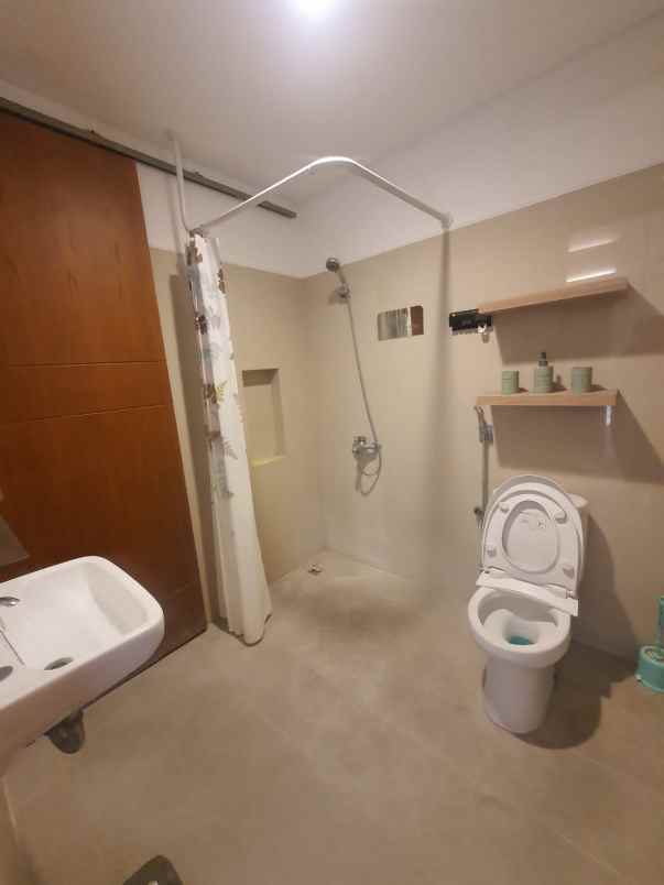 rumah siap huni full furnished rempoa lt 105 lb 118