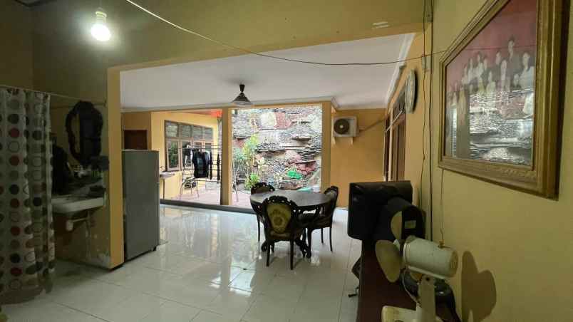 rumah tenggilis jemursari kendangsari row jln 3 mobil