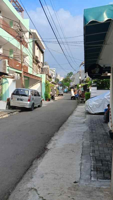 rumah tua di jalan setiabudi jakarta selatan