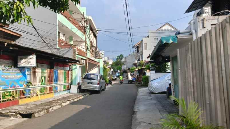 rumah tua di jalan setiabudi jakarta selatan