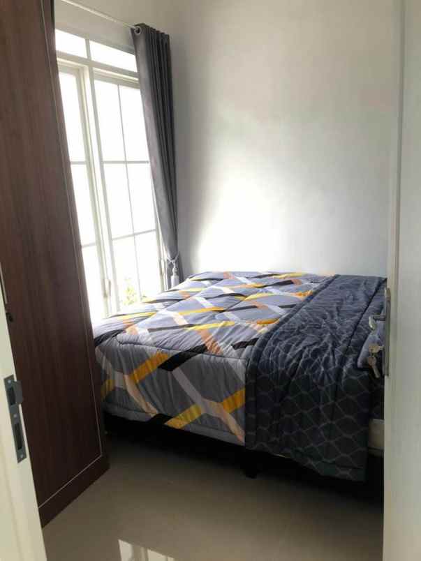 rumah villa lokasi ketindan lawang malang