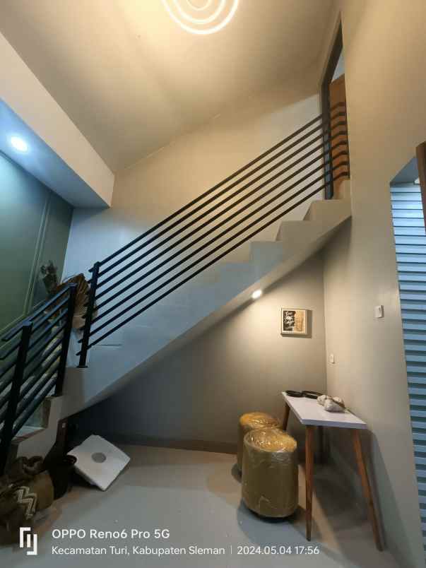 rumah villa modern di jogja utara