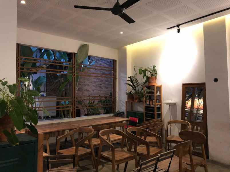 rungkut kidul bekas resto minim 5 tahun