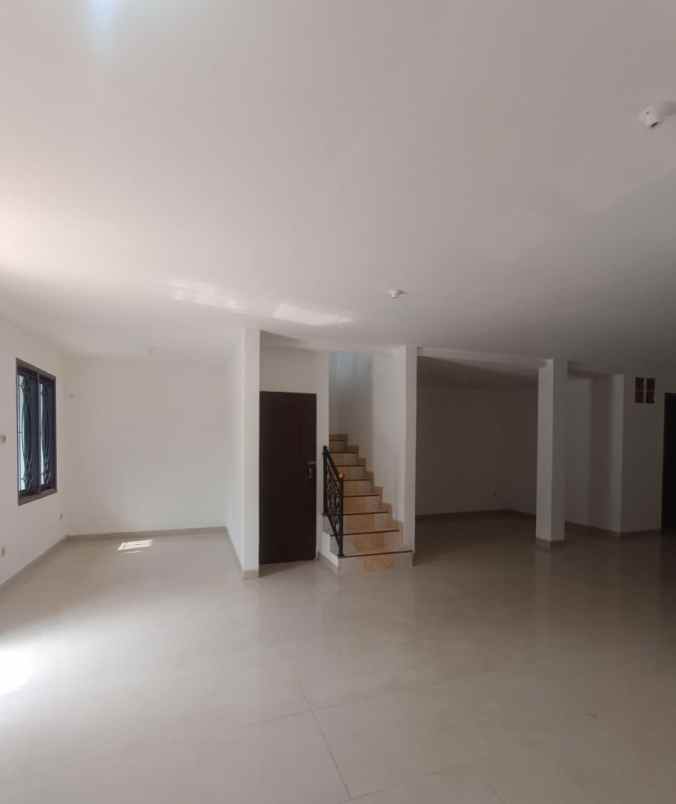 taman palem lestari jak bar