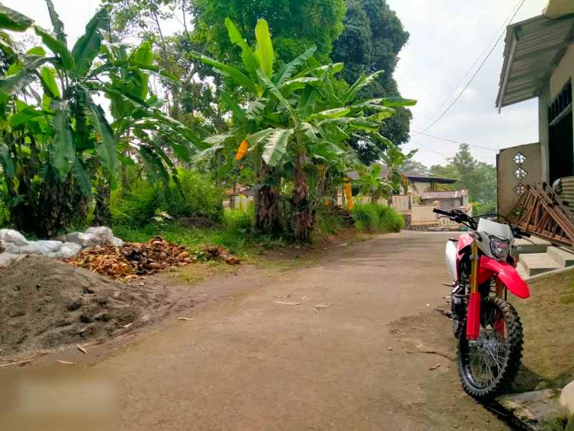 tanah dekat resto jawa dwipa karangpandan karanganyar