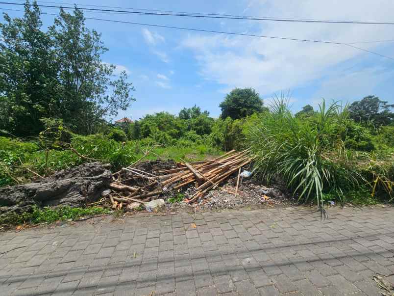 tanah luas 440 m di munggu dekat tumbak bayuh