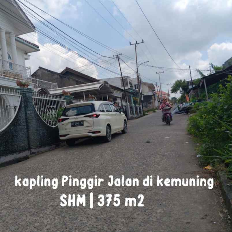 tanah pinggir jalan kemuning